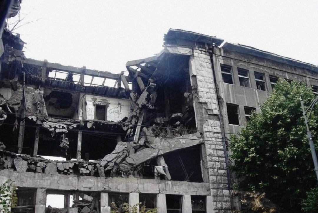 中国|20多年前大使馆被轰炸,为何没还击?美至今才醒悟:这是东方智慧