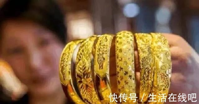 首饰 活口黄金戒指怎么固定有什么好的办法吗(附今日金价)!