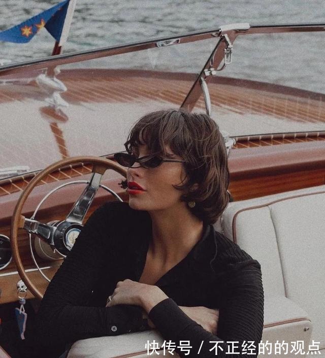 短发 40女人尽量少留长发、烫小卷,今年这3种发型正火,减龄特洋气