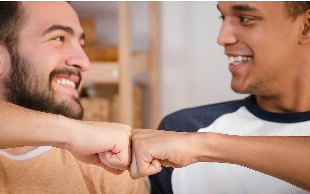 活到|大蒜加它“泡酒”喝,助你活到80无血栓,肾脏宛如30岁,不妨试试