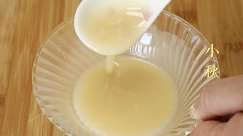 春饼试试这样做，能蒸能烙，轻薄如纸，一锅15张不是问题