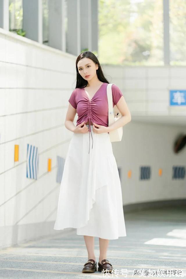 鞋子|快扔掉高跟鞋!今夏“凉鞋 + 云朵裤”火了,好看又时髦