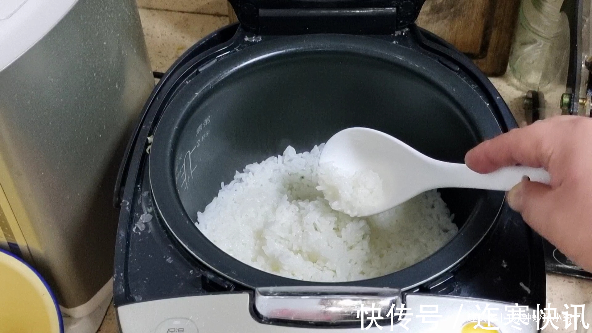 大厨|蒸米饭绝招，大厨教你饭店不外传的常用秘方，试过的都说好，超香