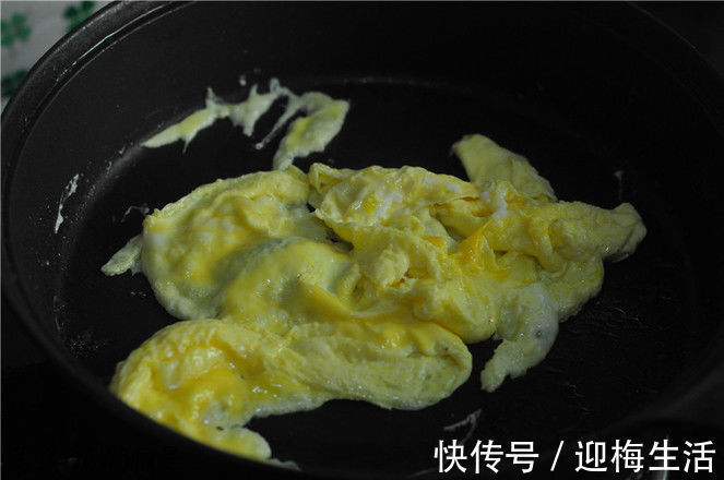 叶片|秋天,黄瓜冬瓜不如吃这瓜,铁含量比西红柿高5倍,才3元一斤