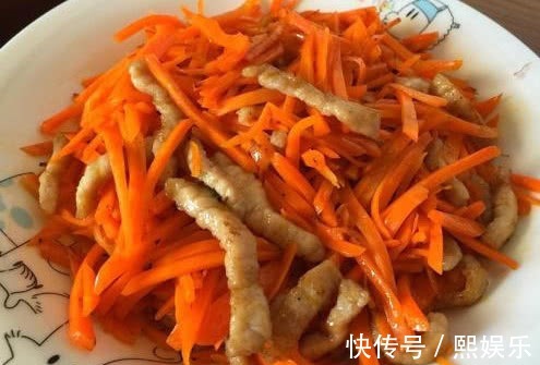 胡萝卜|炒胡萝卜加一宝,女性常吃,保护眼睛,美容养颜,还淡化色斑!