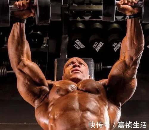 动作|胸肌训练效果不显著?掌握这些小技巧,你就发现练胸其实很简单