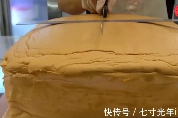 古早蛋糕|啥是“古早蛋糕”？被吹捧成网红蛋糕