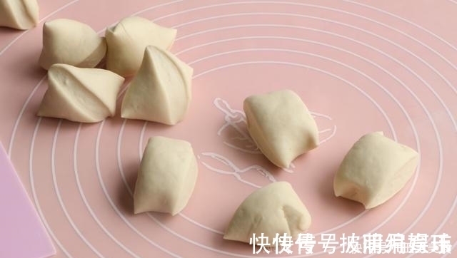 包子别再发面了,教你新吃法,皮薄馅儿大,比发面的好吃10倍!