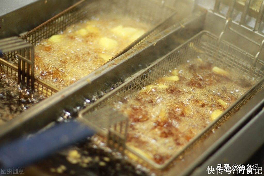 炒菜|3成，5成，7成油温到底有多热？做菜时应该如何辨别？1分钟全掌握