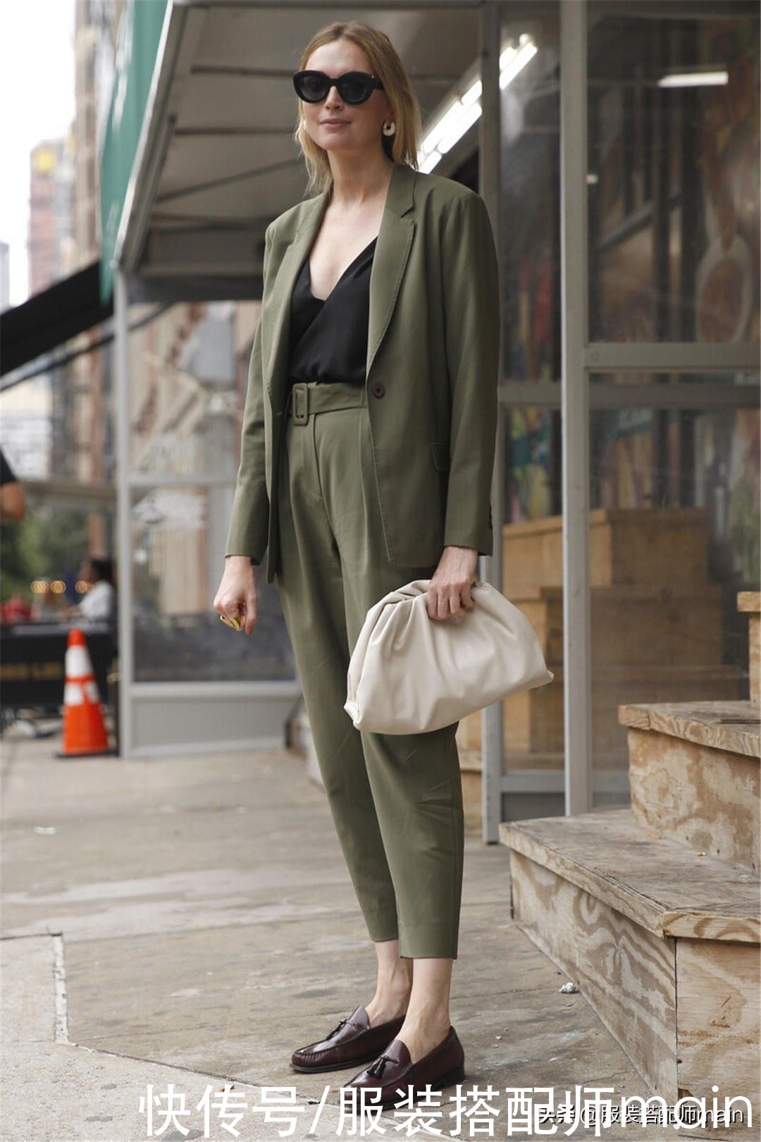 穿乐福鞋|腿粗腿短不适合穿乐福鞋？因为你对了鞋头鞋跟，却忽略了鞋面