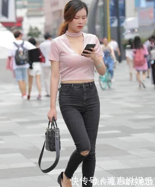 牛仔裤 小姐姐穿牛仔裤很迷人,让你不得不爱
