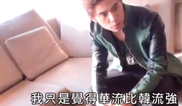 陈小春的大格局:中文推广大使、把护照当头像、把爱国刻在骨子里