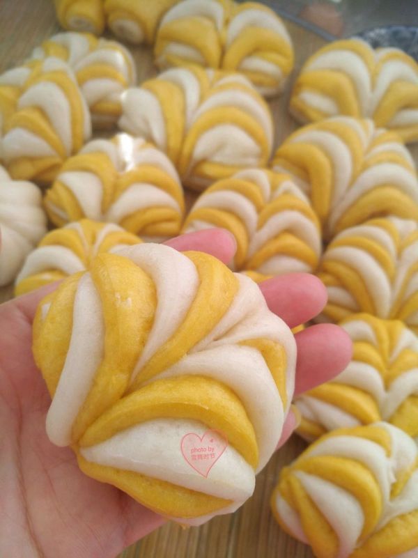 助力高考营养餐 双色南瓜花卷 快资讯