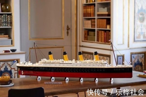 泰坦尼克号|史上最长套装!乐高正式发布10294泰坦尼克号!9090颗粒售价5499元!
