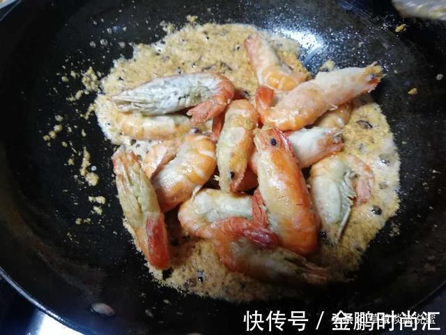 避风塘虾|避风塘罗氏虾，香酥的外壳，包裹着脆爽的虾肉，别提多美味