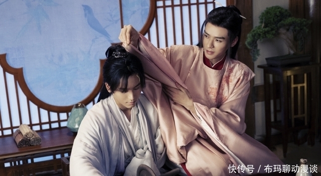 张哲瀚粉丝演唱会捣乱,撤掉龚俊应援幅,集体入场抢座位