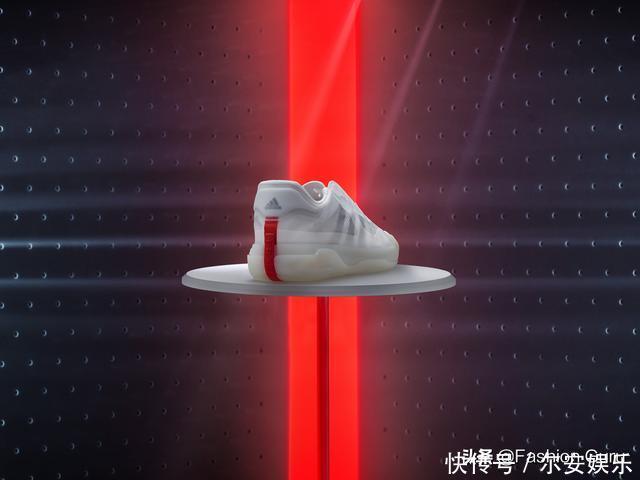 Prada与adidas再度合作推出新运动鞋