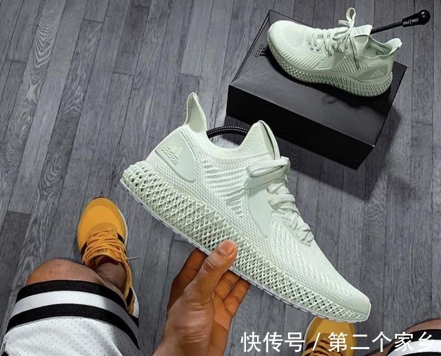 阿迪达斯 Adidas阿迪达斯全系列鞋型大汇总(三叶草篇)!