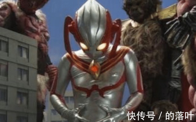 怪兽|当奥特曼失去身材管理,迪迦和贝利亚发福,初代的身材令怪兽绝望!