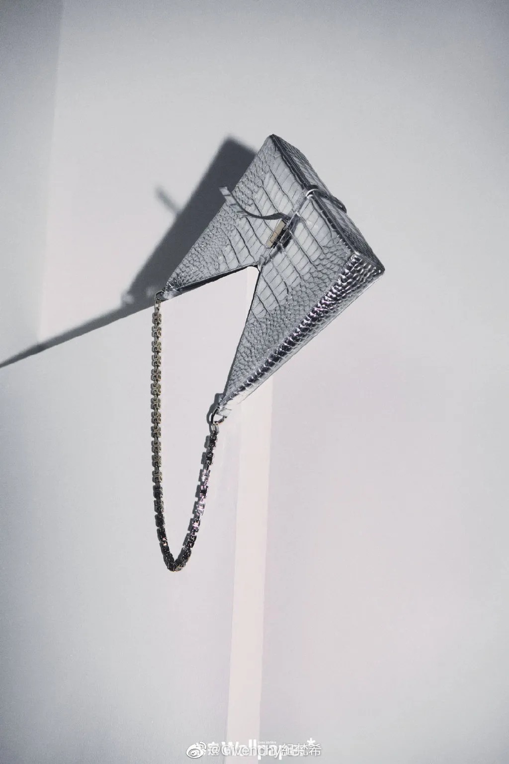 包型|今夏最流行的5款神仙包包,背10年都不会过时!