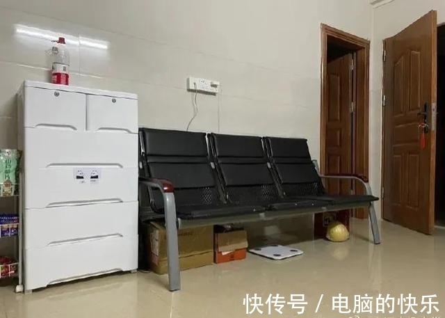 |搞笑图集：一个宿舍42个学生，网友：养猪都不敢这么养啊