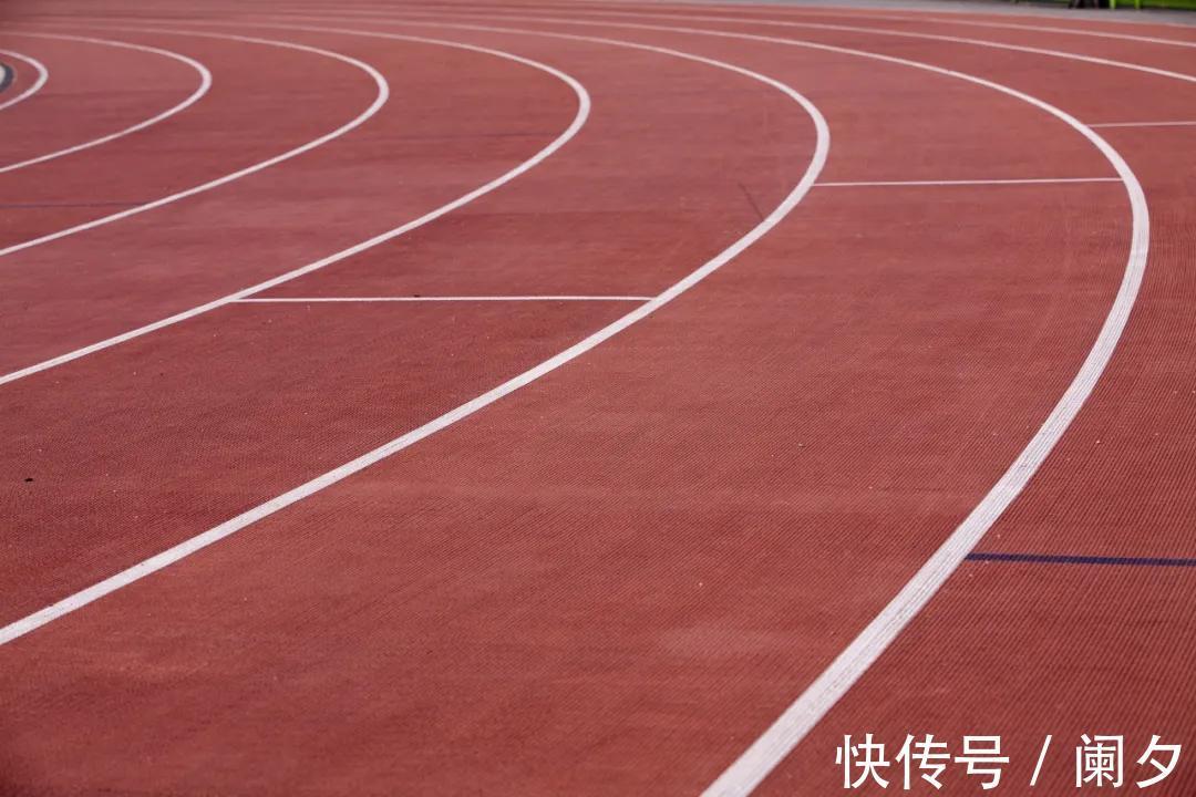 大学生|从海报墙到闲鱼校园圈，学生社群空间如何变化？