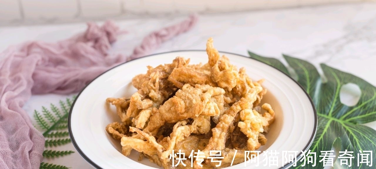 面糊|炸蘑菇时,不要直接下锅炸,多加一步,口感又香又脆不回软