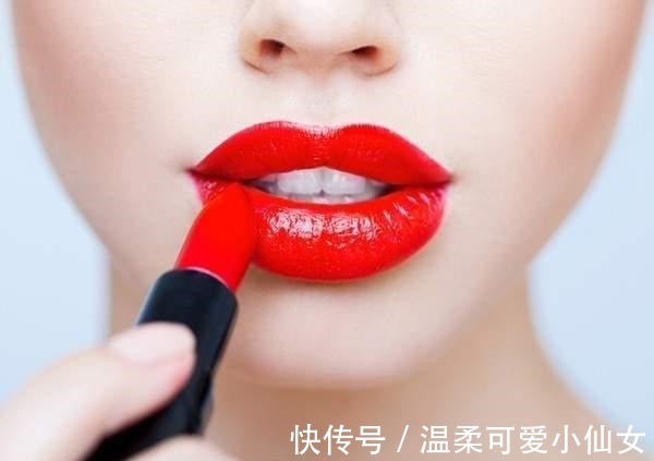 沈梦辰 “口红”不可随便涂!唇形不同画法也不同,原来我一直做错了!
