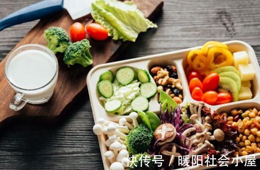 改正|睡前有3个行为的人，易给肝脏惹“麻烦”，改正4点肝脏会感激你