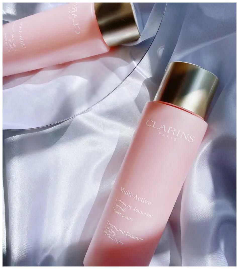 皮肤干爱出油肤色暗爽肤水怎么选?强修复拯救烂脸有望从拾水光肌