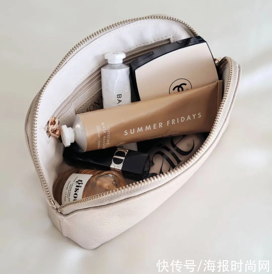 今天美容编辑教大家：如何用穿搭的思路学化妆（已疯）