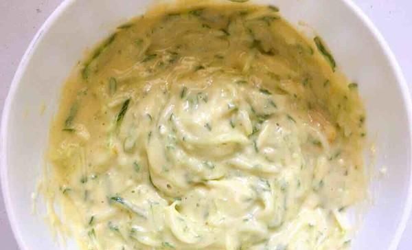 这款懒人快手早餐饼，手不沾面，拌一拌，快速搞定早餐