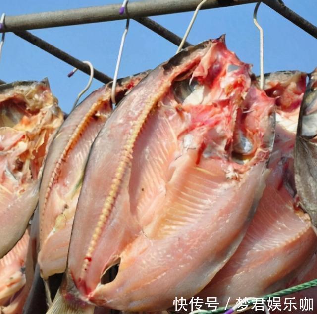 入味|腌腊鱼,直接抹盐可不行!多做2步,腊鱼更香更入味,保存时间长
