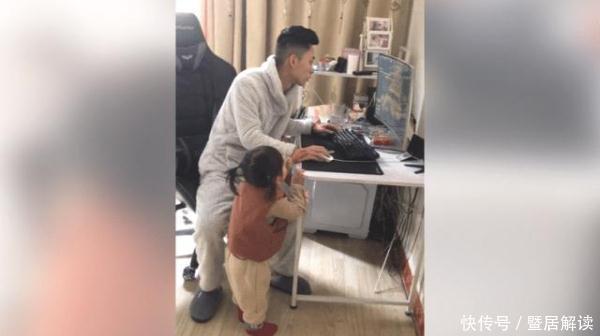 撒起娇|女儿撒起娇来，爸爸一点办法都没有，网友：这是女儿专属的特权