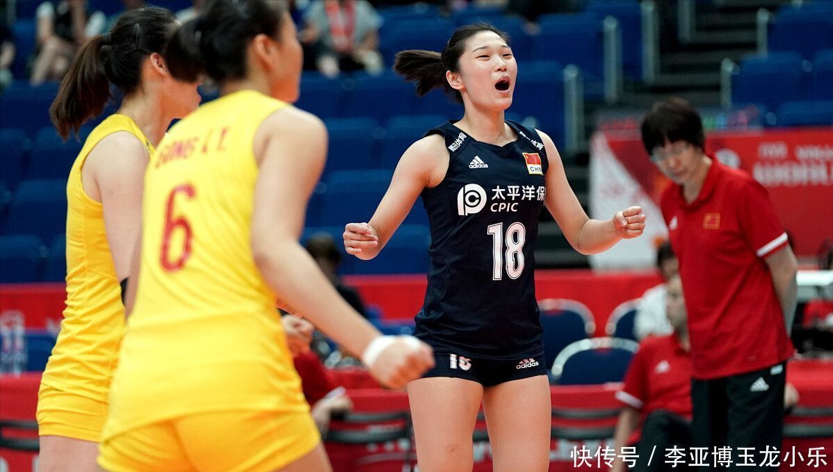 随机应变需基本功扎实……聚焦足亚博体育- 亚博体育官方网站注册即送体验球名嘴背后故事