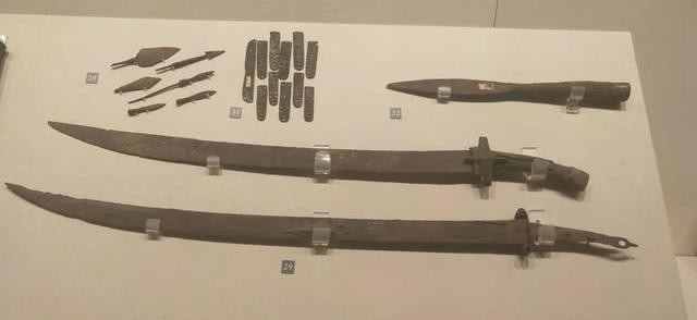 在出土的明代兵船里,除了有运送的兵器之外,还有令人意外的发现