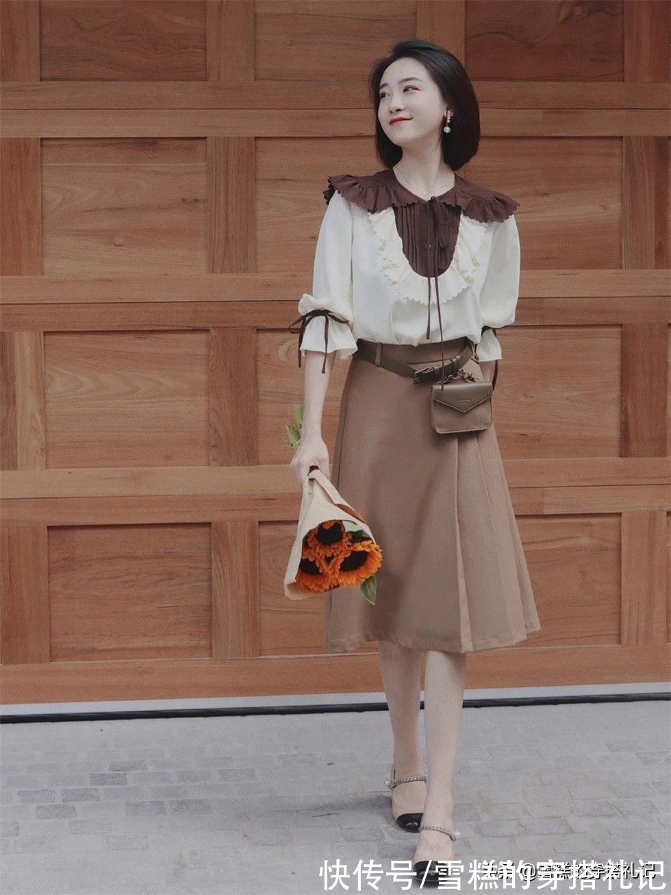 搭配 “长裙+短靴”=早秋最美穿搭!遮肉显高还时髦,日常通勤都适合