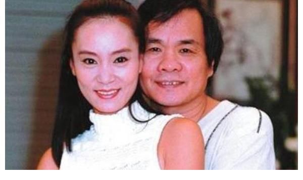 劉雪華|62歲瓊瑤女郎劉雪華參加節(jié)目，自曝獨(dú)居10年，擔(dān)心摔倒沒人知道