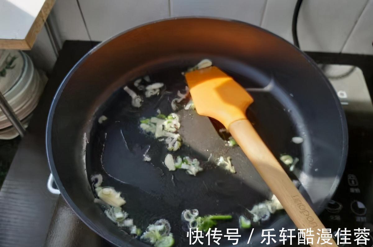 大虾|新鲜美味的茄汁大虾,酸酸甜甜,营养又开胃