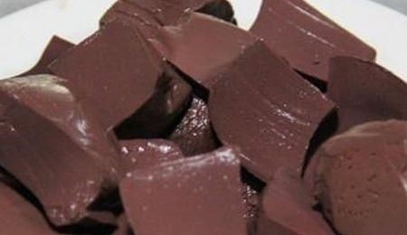 相克|猪血虽好,但吃了猪血后,一定别碰此类食物,得忌口,告诉家里人