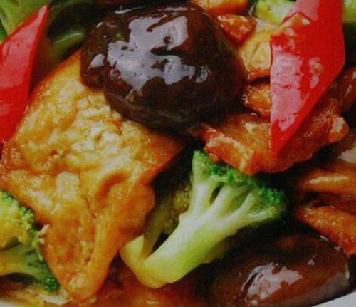  豆腐|美食优选：苦瓜炒虾皮，豆腐西兰花，葱油鸡，鸭血粉丝汤的做法