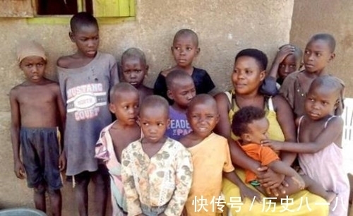 双胞胎|非洲妈妈生育创纪录,39岁便有44个儿女,背后故事让人心酸
