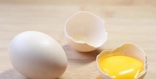 补充营养|宝宝感冒怎么办,鸡蛋究竟能不能吃?聪明宝妈早知道了