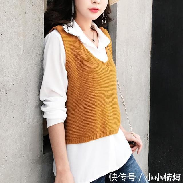 简约的针织马甲,百搭的款式,演绎着秋天里的美好与慵懒