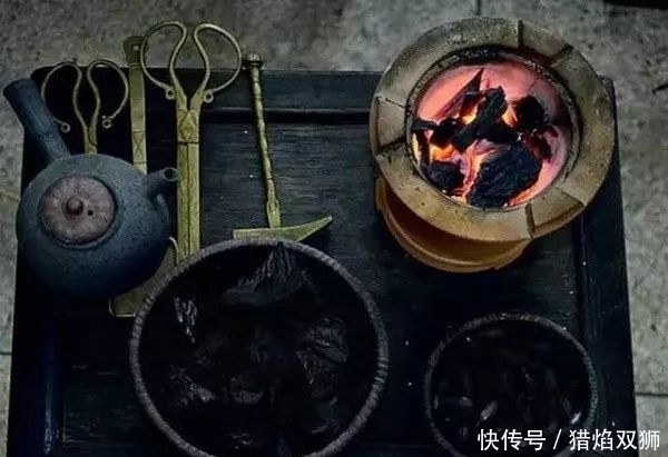 煮雪烹茶，待春来