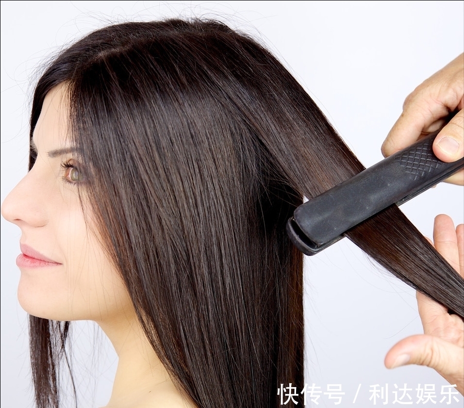 恢复 烫发多长时间可以恢复直发？除了软化洗直外，再也无法恢复原样了