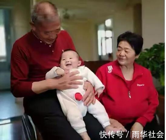 怀孕生娃|67岁田女士产女后续:当初让网友担心的问题,现在都有了答案