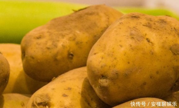 豬肝|肝不好的人,常吃“2紅”,別碰3物,讓肝舒舒服服,養出好肝