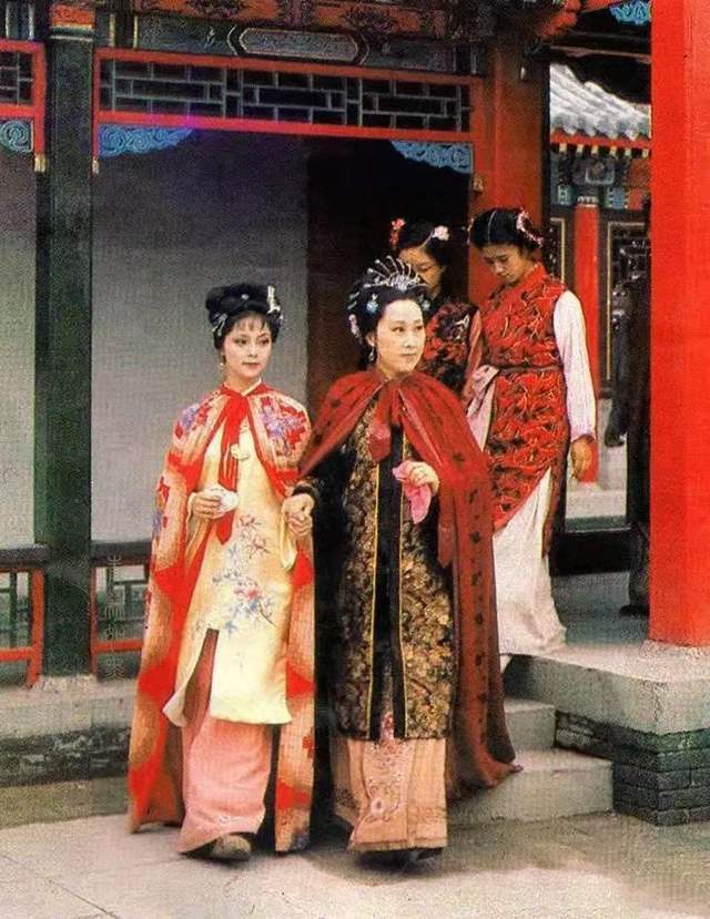 鹅掌鸭信#?读《红楼梦》:贾宝玉念念不忘的美食鹅掌鸭信妙在何处?