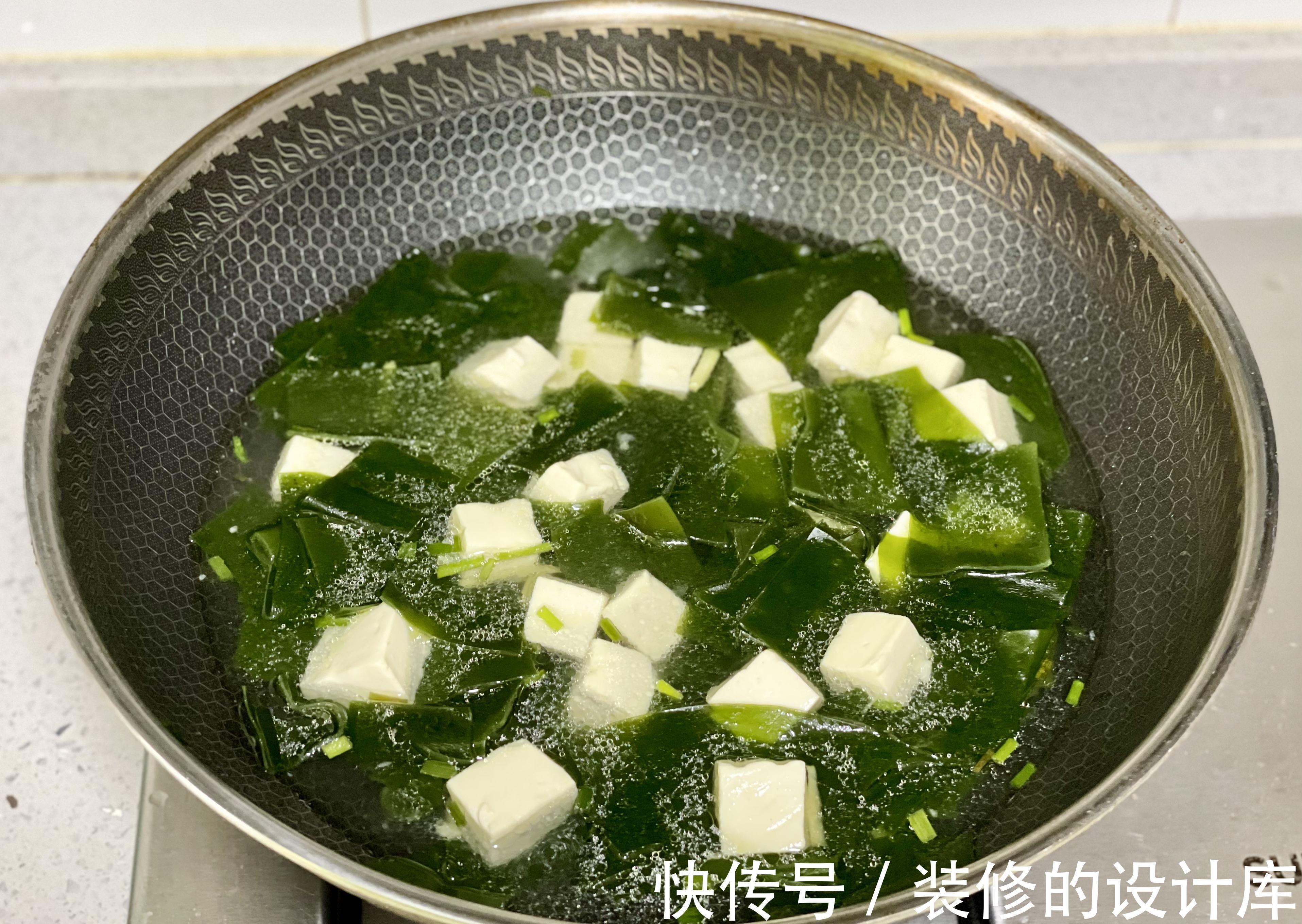 它叶绿素是蔬菜10倍,跟豆腐一起搭配营养翻倍,遇到别手软